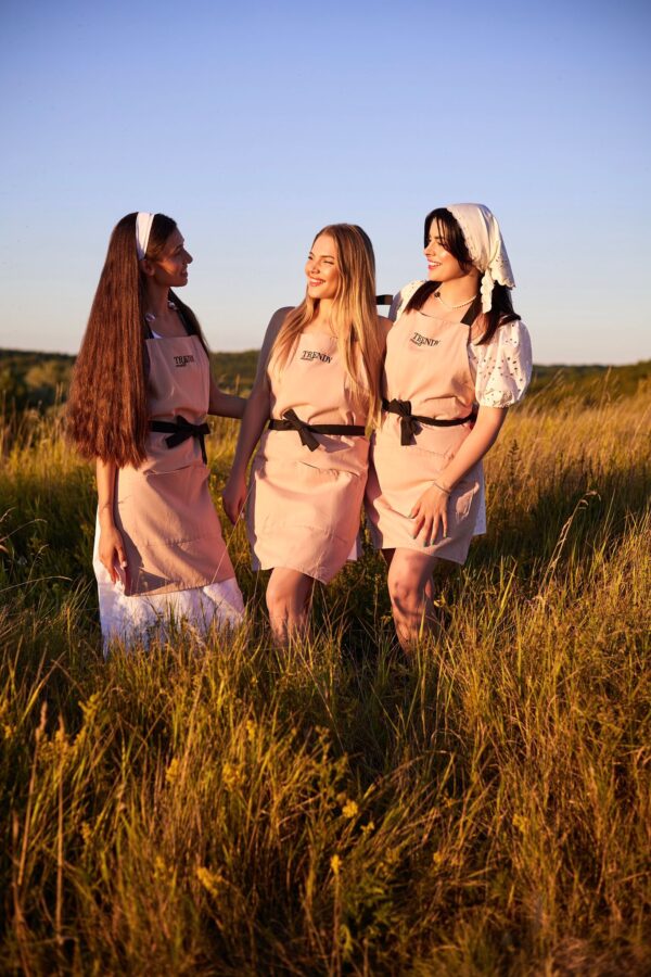 Trendy nails PREDPASNIK